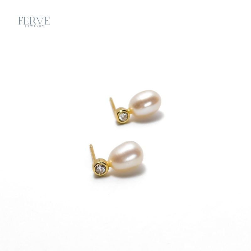 GOLD ANYA STUD EARRINGS