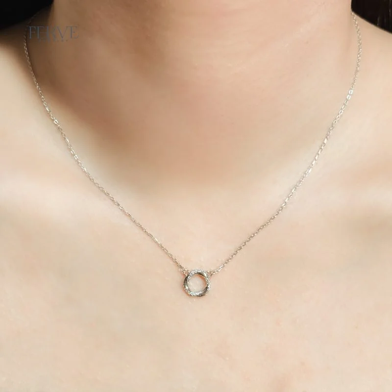 SILVER CASEY NECKLACE - Image 2