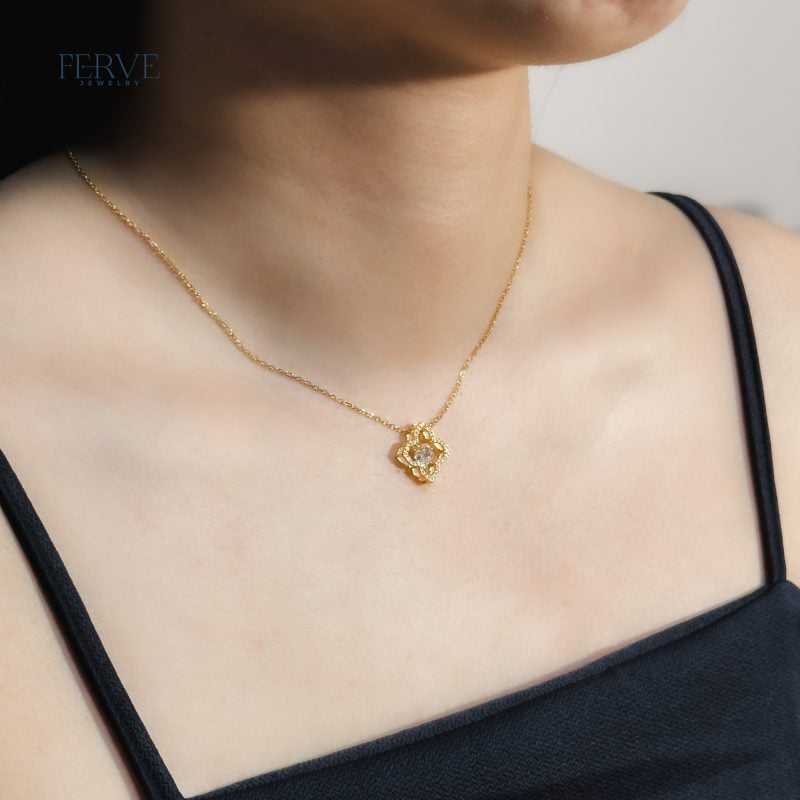 GOLD CHANCE NECKLACE - Image 3