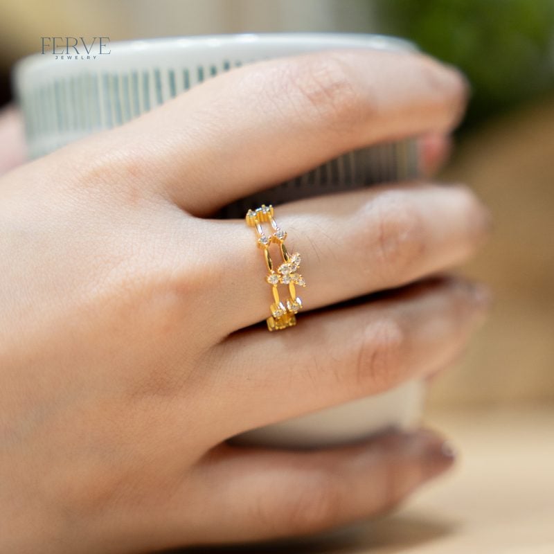 GOLD LILA BUTTERFLY RING - Image 4