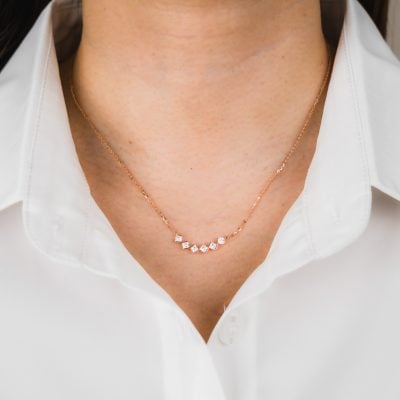 ROSE GOLD AILEEN NECKLACE ON HUMAN